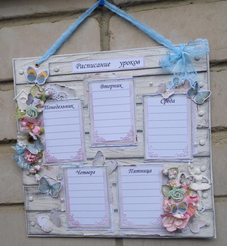 Дитячий виріб з паперу