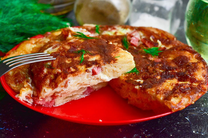 Лавашний коржик з ковбасою - оригінальна швидка закуска