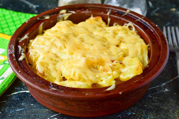 Картопля по-царськи з курячим філе - смачна та незвична страва